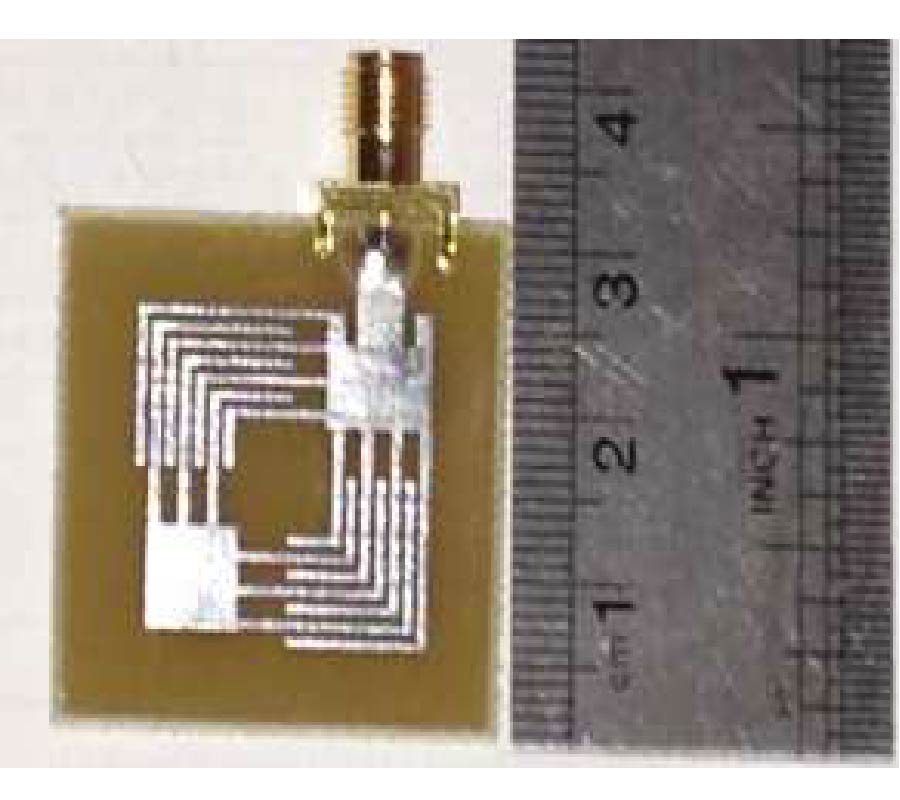 MINIATURIZATION OF ANTENNA FOR WIRELESS APPLICATION WITH DIFFERENCE METAMATERIAL STRUCTURES