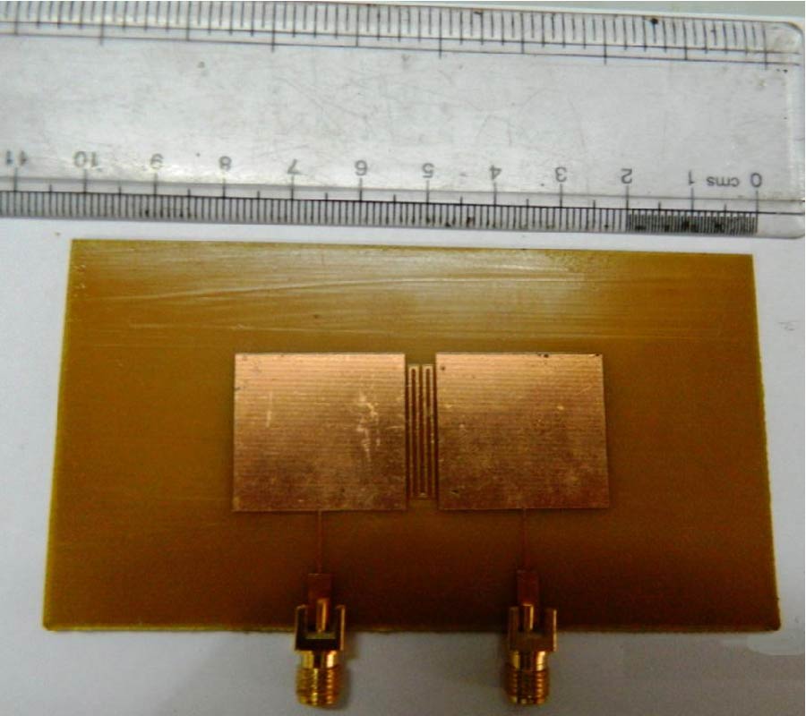 MUTUAL COUPLING REDUCTION BETWEEN CLOSELY PLACED MICROSTRIP PATCH ANTENNA USING MEANDER LINE RESONATOR