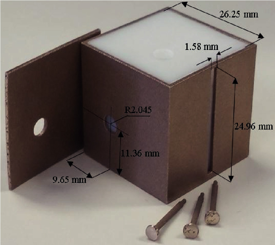 A COMPACT DIELECTRIC-FILLED SLOTTED CAVITY MIMO ANTENNA