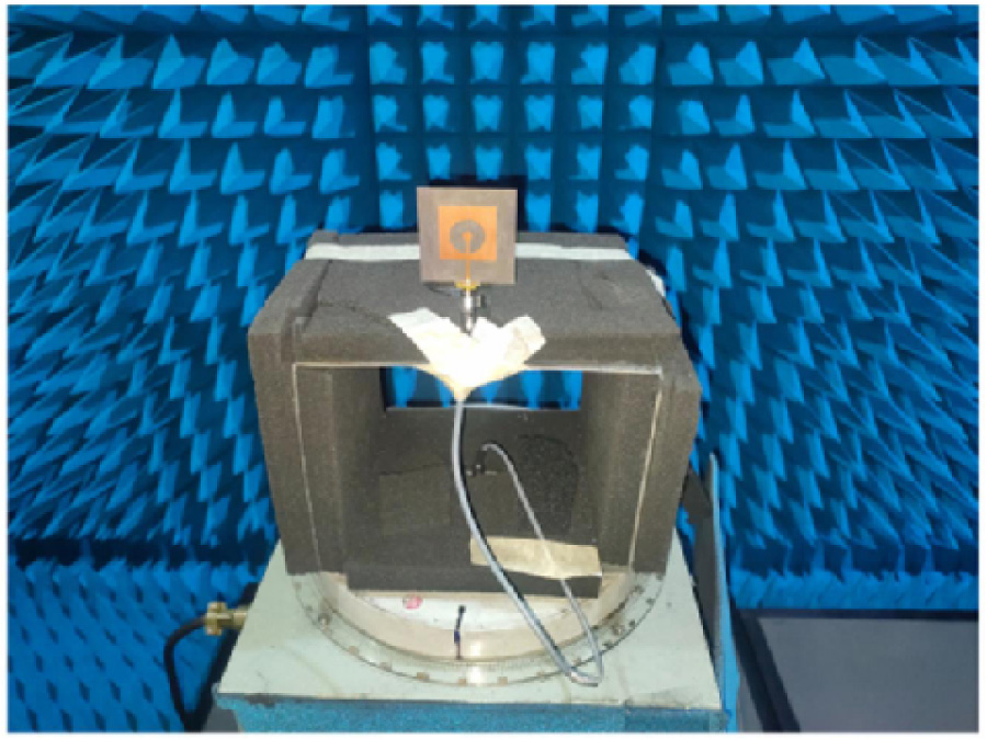 Flexible Ring Slot Antenna for Optimized 5G Performance in N77 and N78 Frequency Bands for Wearable Applications